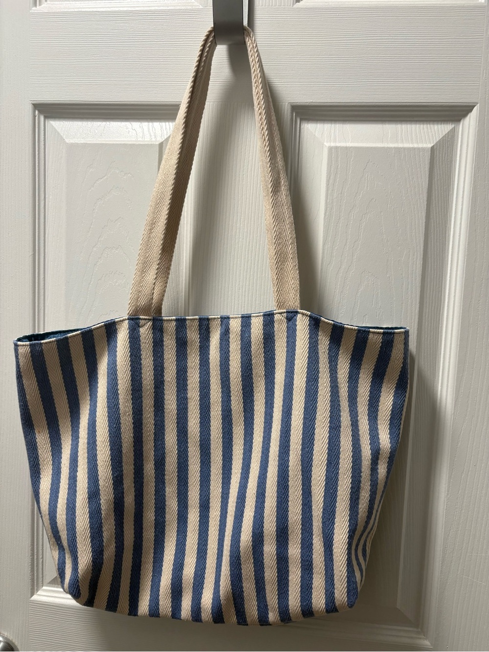 Yankee Candle Blue & Cream Striped Canvas Tote